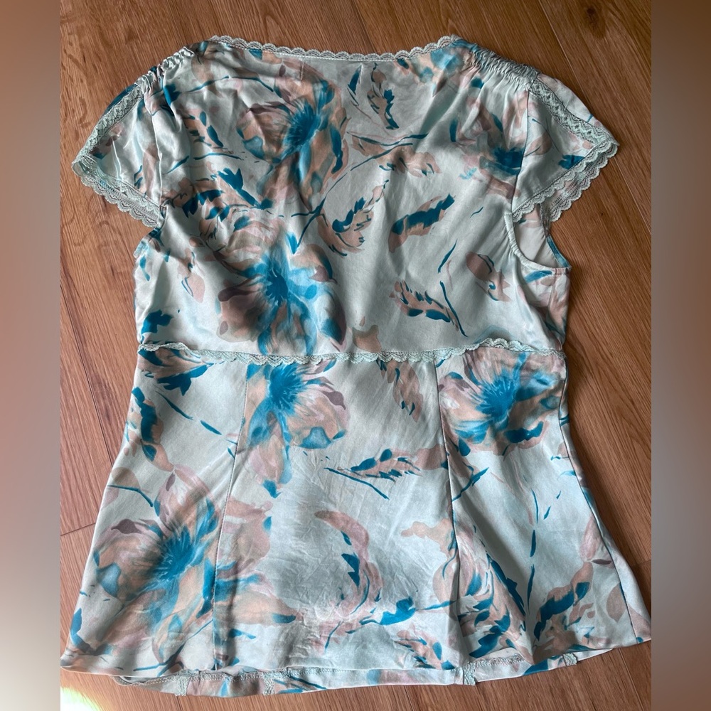 Bandolino silk floral blouse, size 12 - Picture 2 of 9